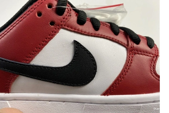 Chicago Nike BQ6817-600 Dunk SB Low J-Pack 1102